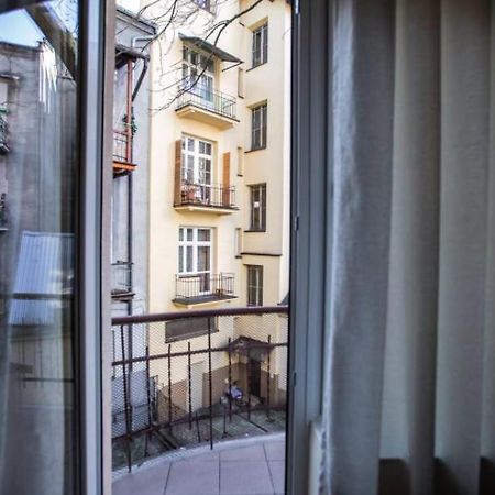 Homely 4 Bedroom Apartment - Old Town - By Upstairs Krakow Exterior photo