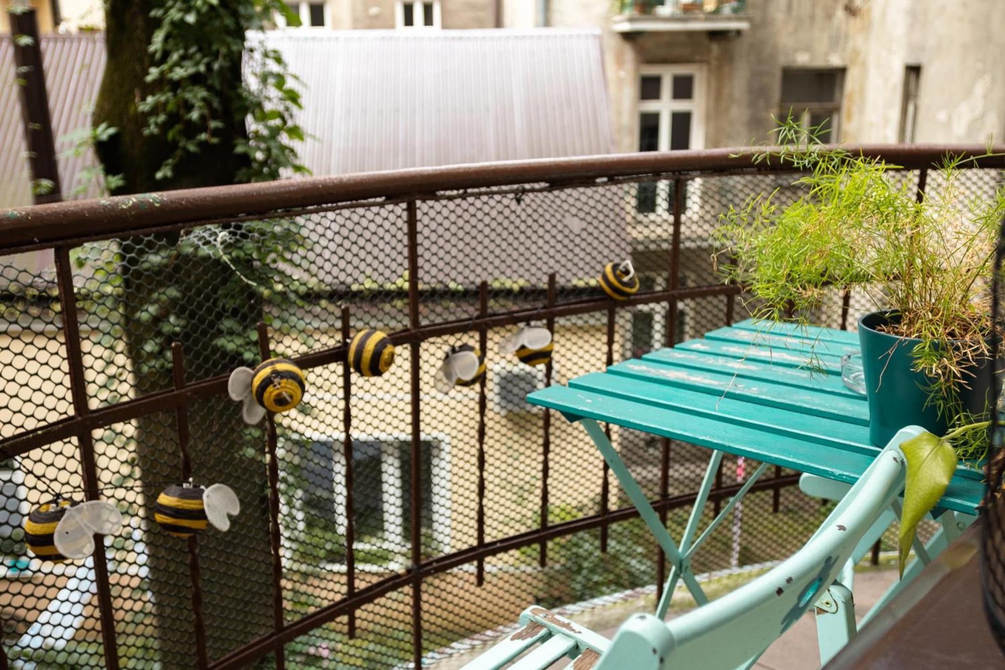 Homely 4 Bedroom Apartment - Old Town - By Upstairs Krakow Exterior photo
