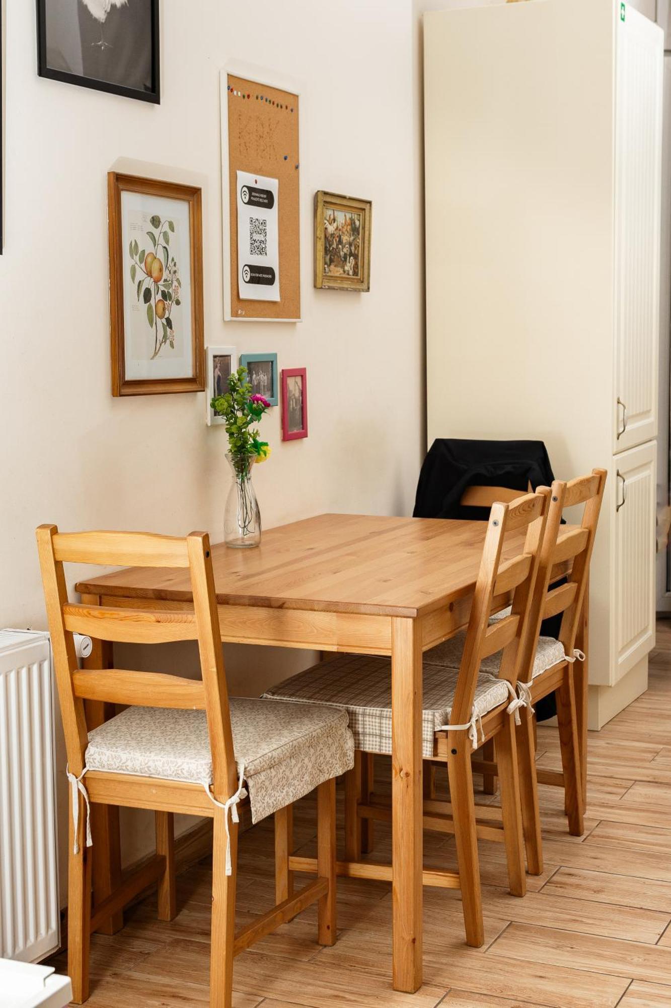 Homely 4 Bedroom Apartment - Old Town - By Upstairs Krakow Exterior photo